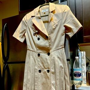 Korean brand - E. Land Pleated Dress with pin - Small